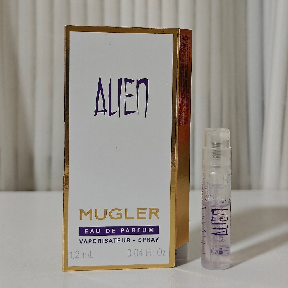 New Mugler Alien EDP Sample Spray 1.2ml / 0.04fl.oz.